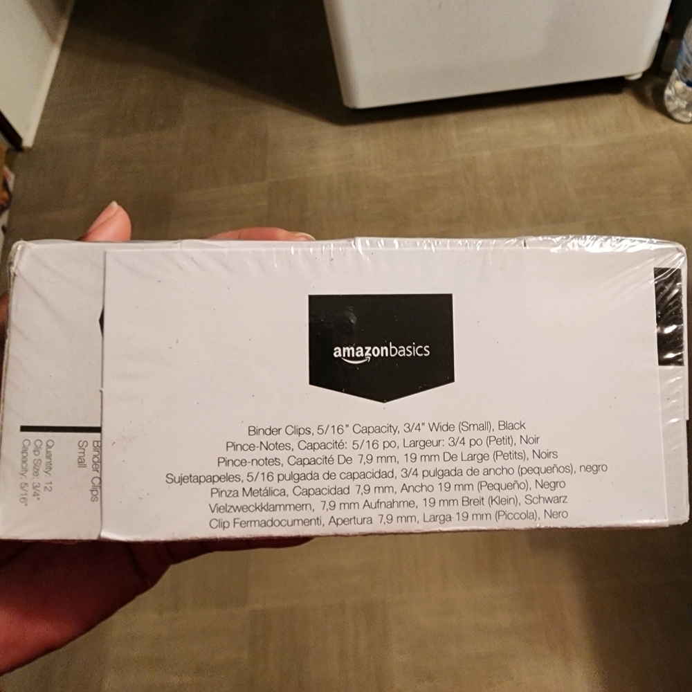 Amazon Basics Small Binder Clips 144 Count, 12 Packs of 12, Black New Sealed